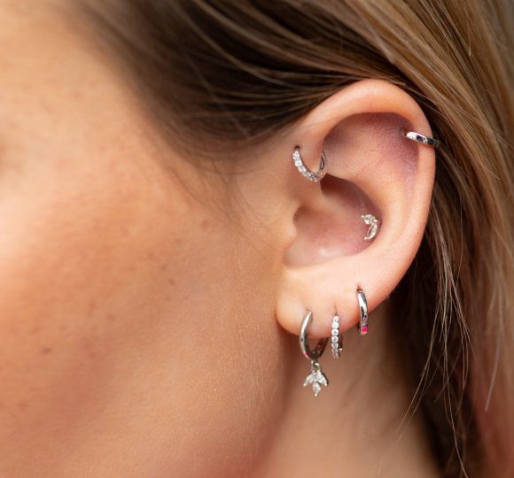 Classical hoop L