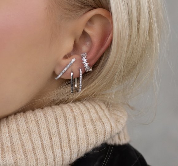 Simple earrings