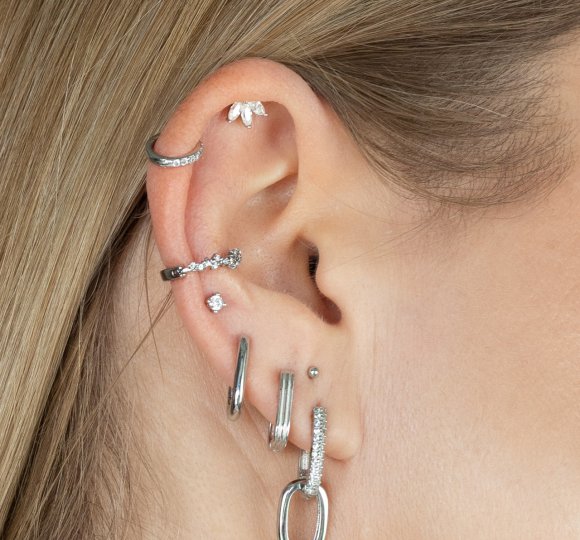 Triple marquise labret