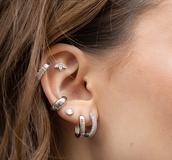 Marquise diamonds stud