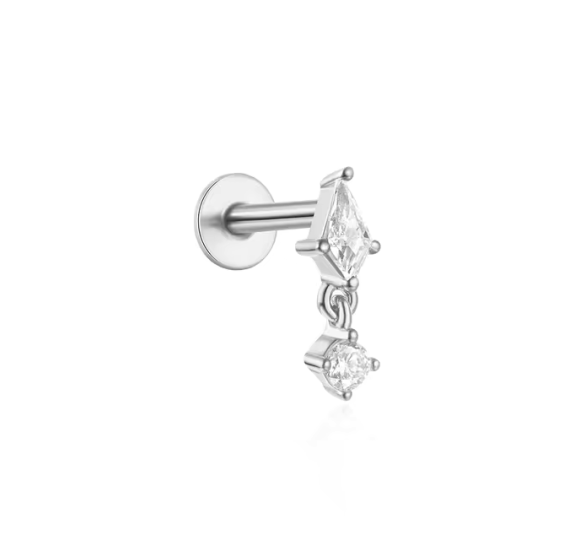 Diamond labret