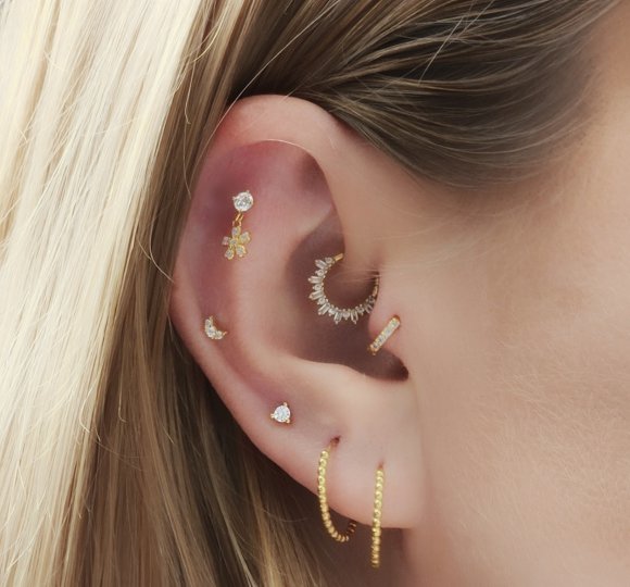 Piercing flower drop