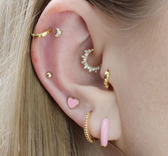 Mini secret moon piercing