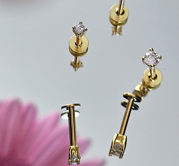 Crystal piercing L