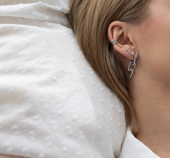 Triple link earrings