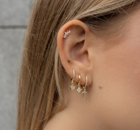 Marquise white piercing