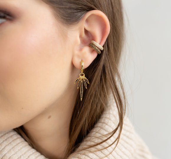 Black Indiana earrings