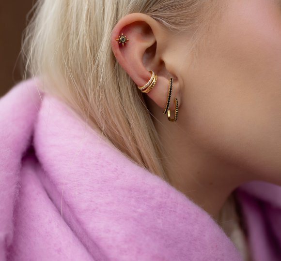 Black polar star piercing 